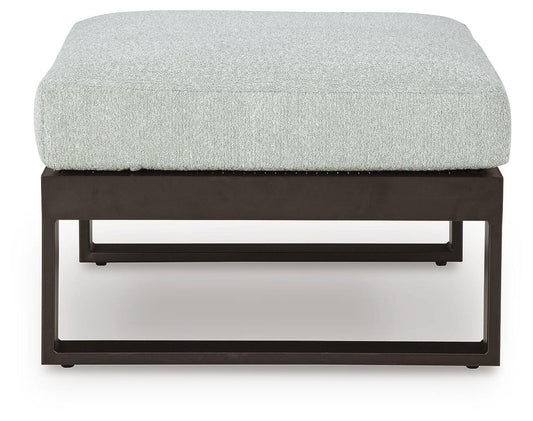 Beachloft Ottoman with Cushion
