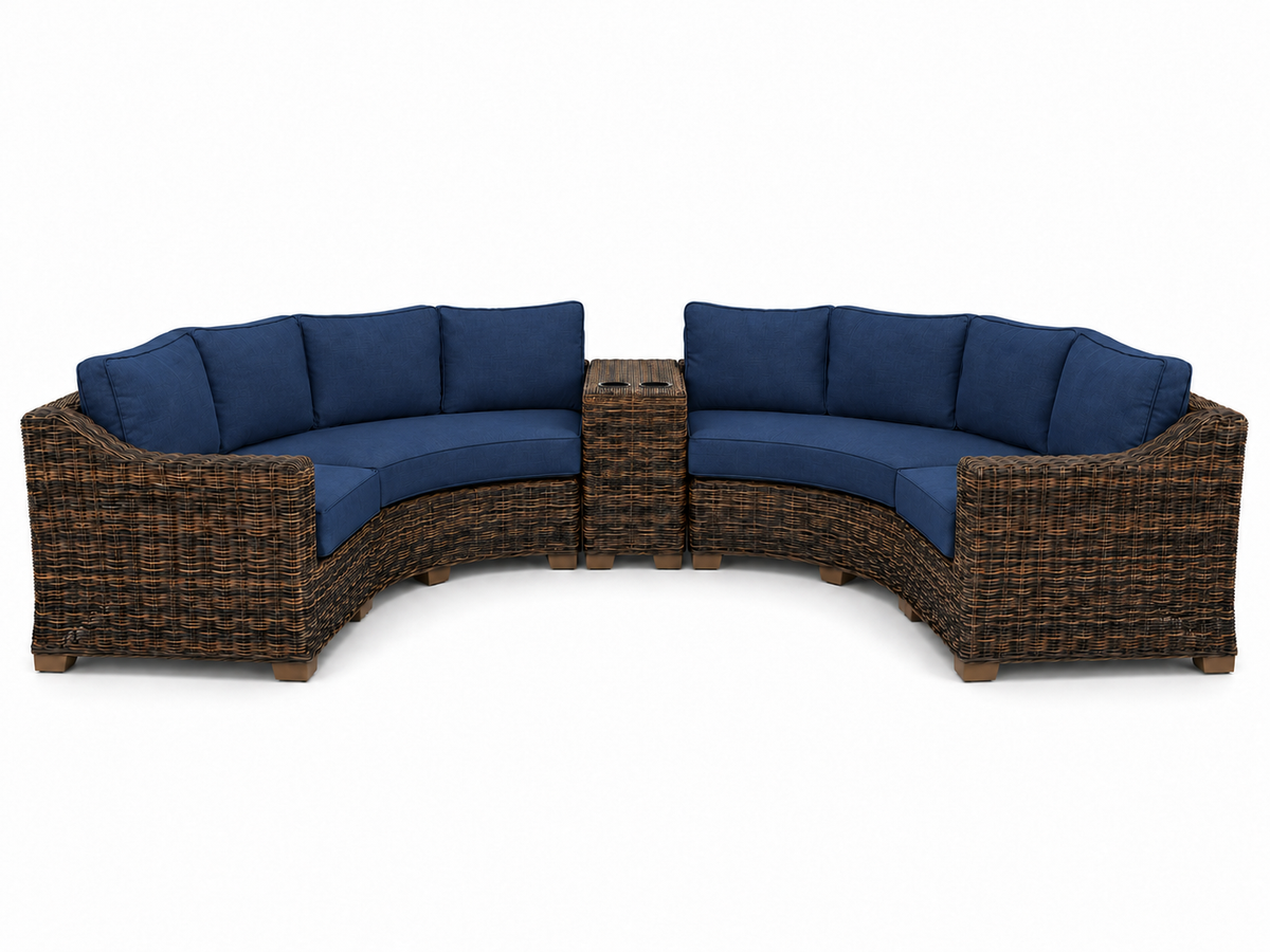 Seacoast – Curved Outdoor Set in brown wicker, Canvas Navy (5439)