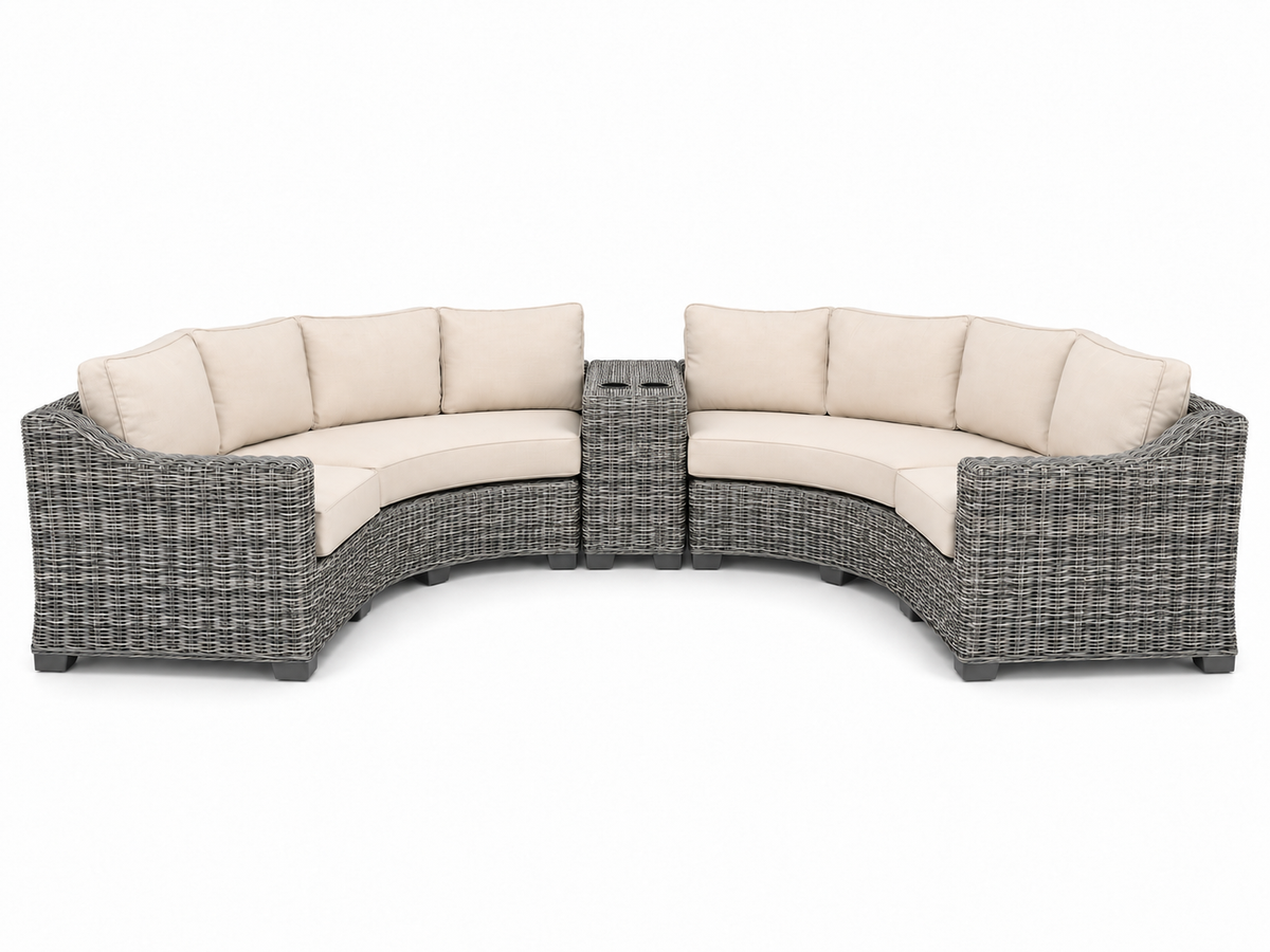 Seacoast – Curved Outdoor Set in gray wicker