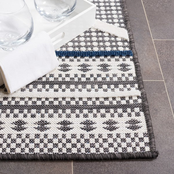 Cabana Collection Design: CBN414Z