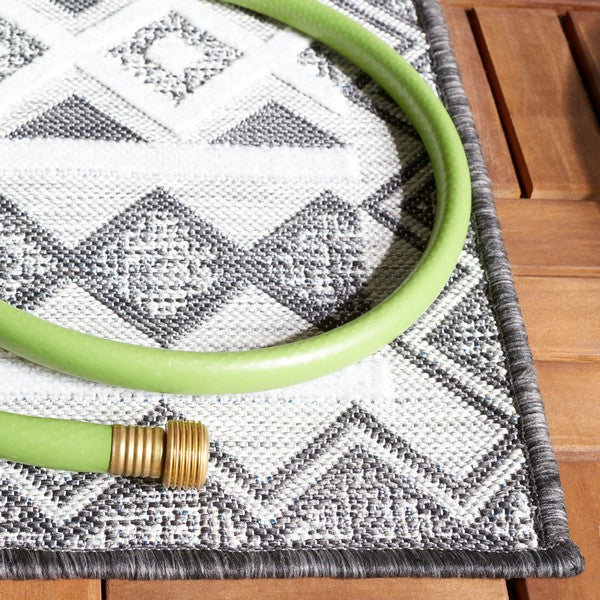 Cabana Collection Design: CBN418Z