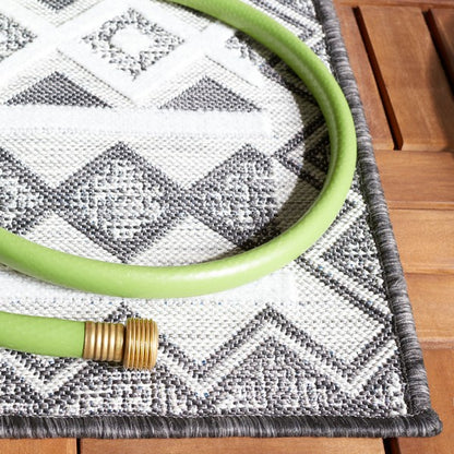 Cabana Collection Design: CBN418Z