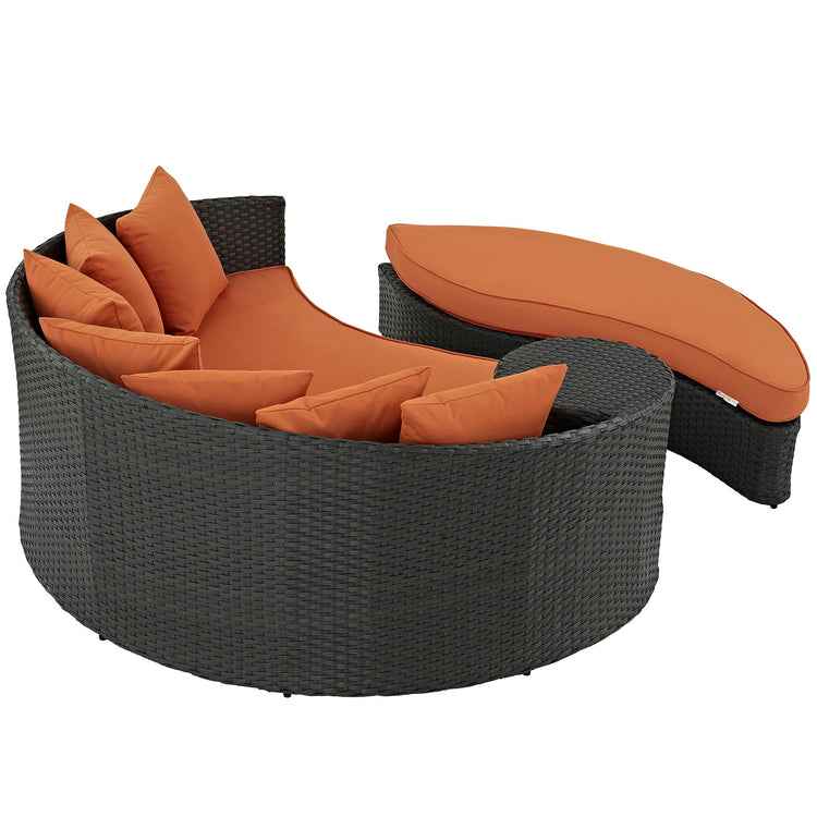 Sojourn Outdoor Patio Sunbrella® Daybed - Canvas Tuscan