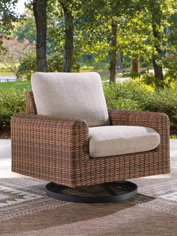 Dolan Creek Swivel Lounge w/ Cushion