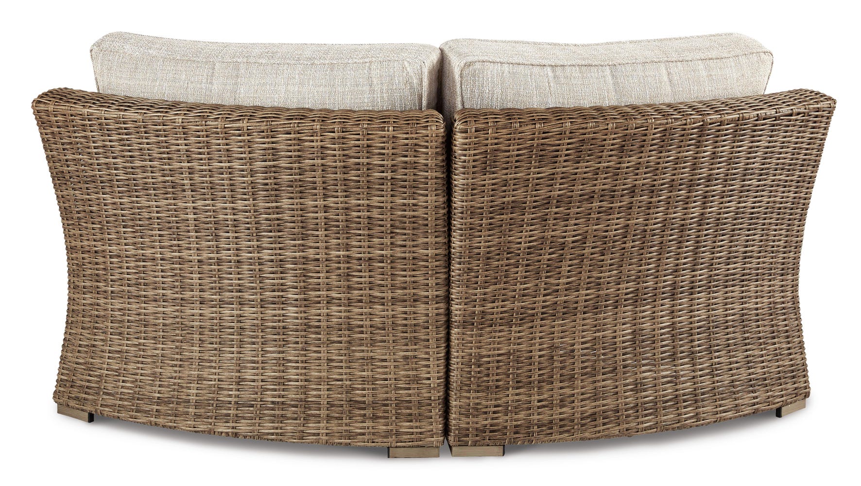 Beachcroft Curved Corner Chair w/Cushion