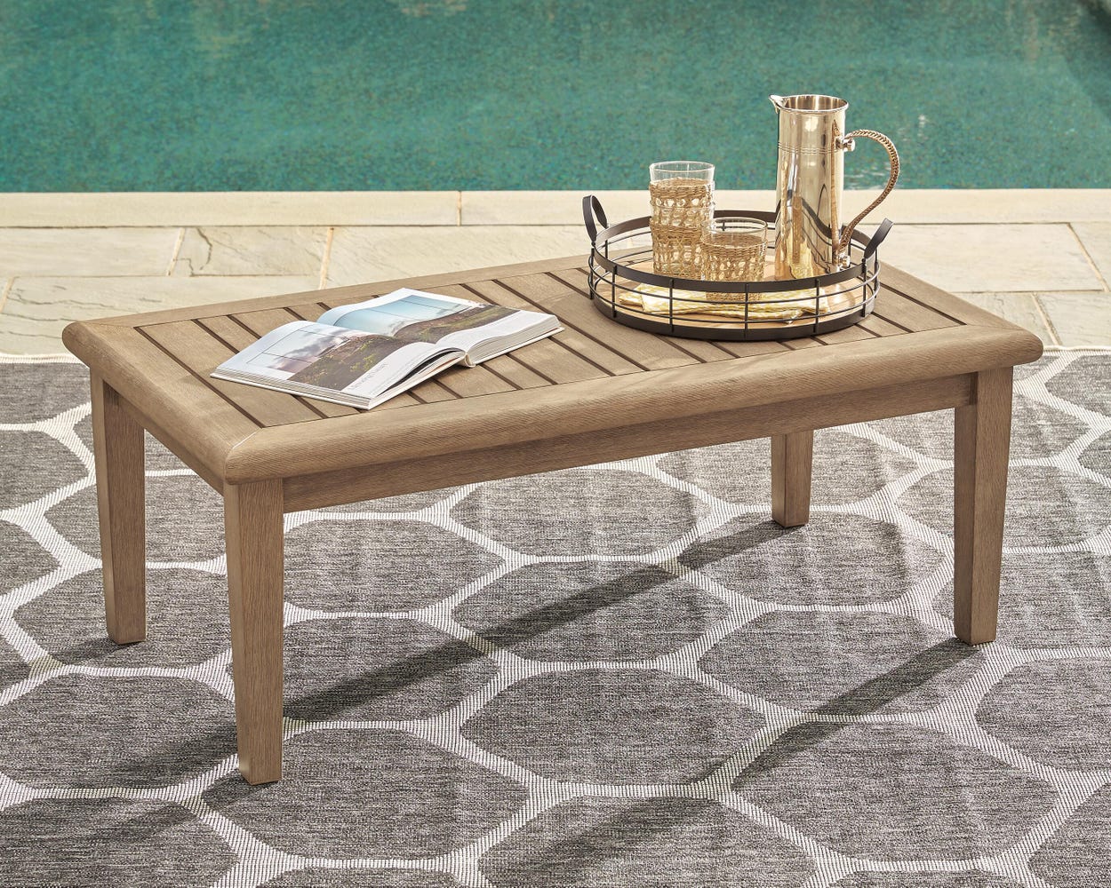 Gerianne Rectangular Cocktail Table