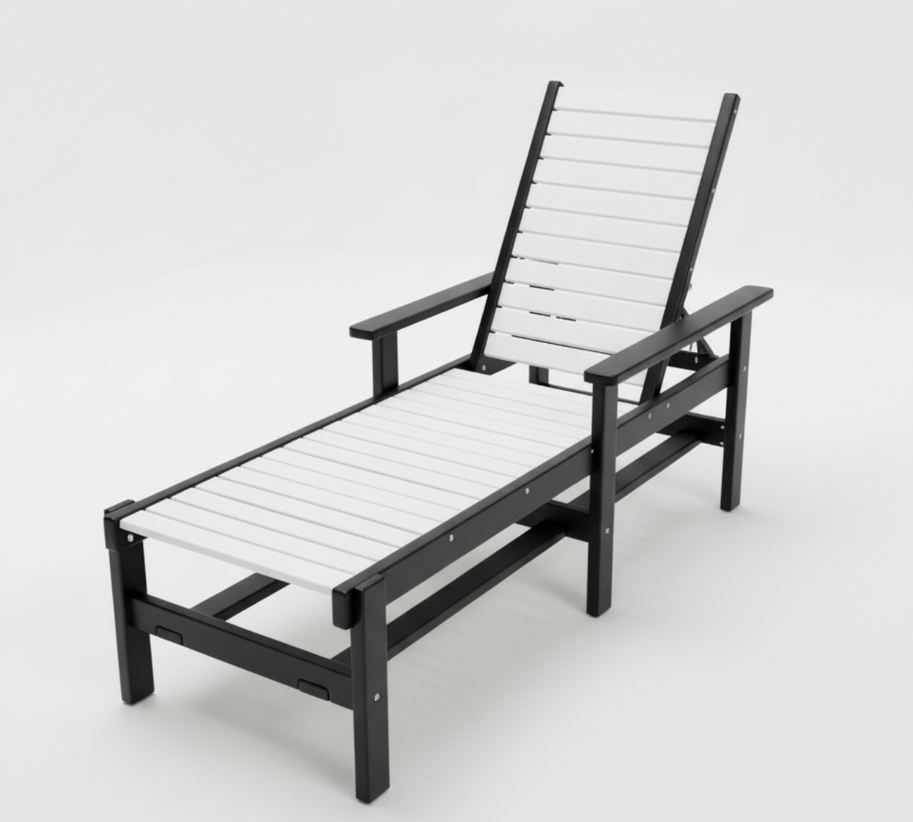 Hopetown Arm Chaise Lounge - Weatherwood