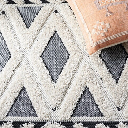 Cottage Collection Design: COT200A