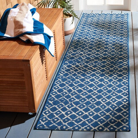 Courtyard Collection Design: CY6391-25821