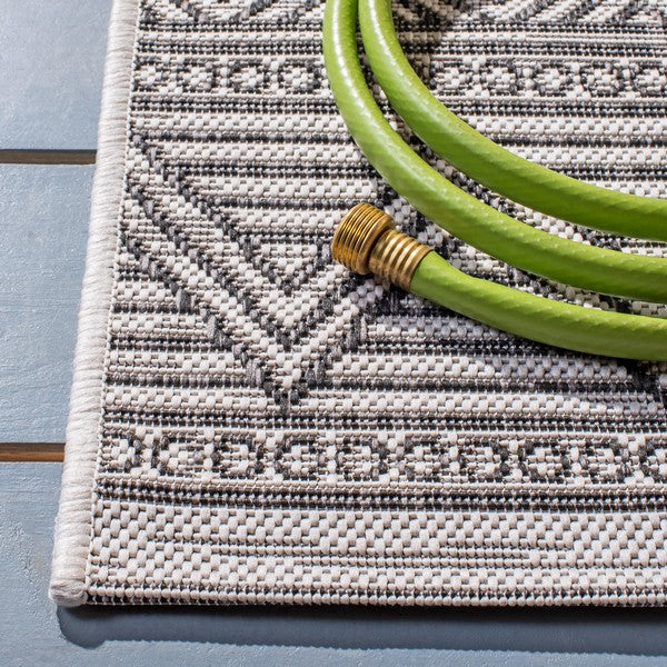 Courtyard Collection Design: CY8196-53712