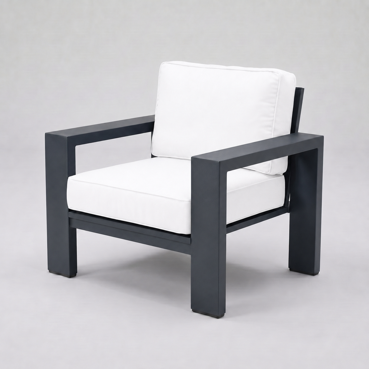 Kai Aluminum Club Chair – Graphite Gray frame – Olefin White