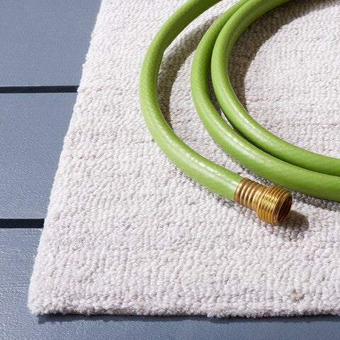 Outdoor Micro-Loop Collection Design: OMP101B