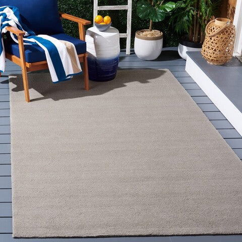 Outdoor Micro-Loop Collection Design: OMP101F